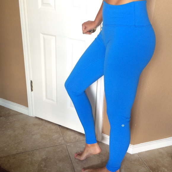 Lulu lemon super cute tights.