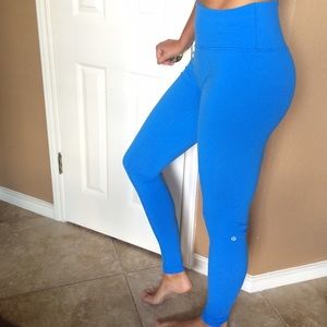 Lulu lemon super cute tights.