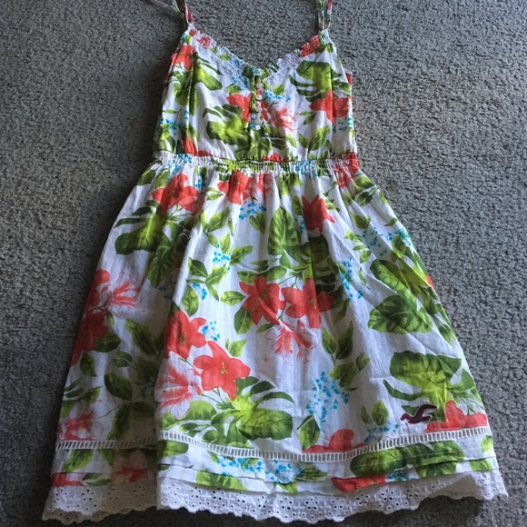 Floral hollister dress