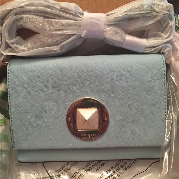 Sold Kate Spade brand new.. FINAL PRICE. - Picture 2 of 4