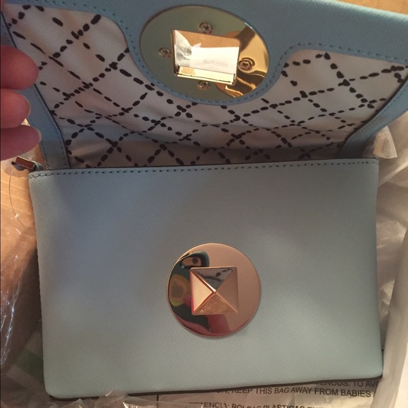Sold Kate Spade brand new.. FINAL PRICE. - Picture 3 of 4