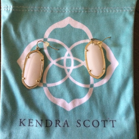 Kendra Scott white Elle's