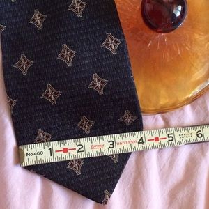 Nautica Accessories - Nautical Nautica Diamond Flower Black Maroon Tie Nautica Accessories - Nautical Nautica Diamond Flower Black Maroon Tie