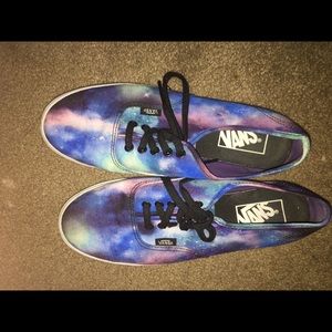 Galaxy Vans W size 7