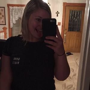 Meet your Posher, Zoe