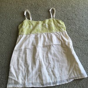 Flowy tank!