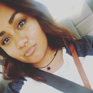 Meet your Posher, Marina