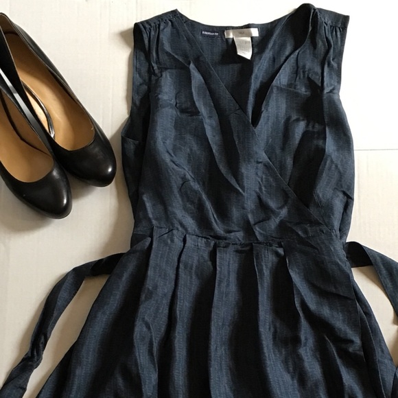 GAP Dresses & Skirts - Gap Silk Wrap Dress