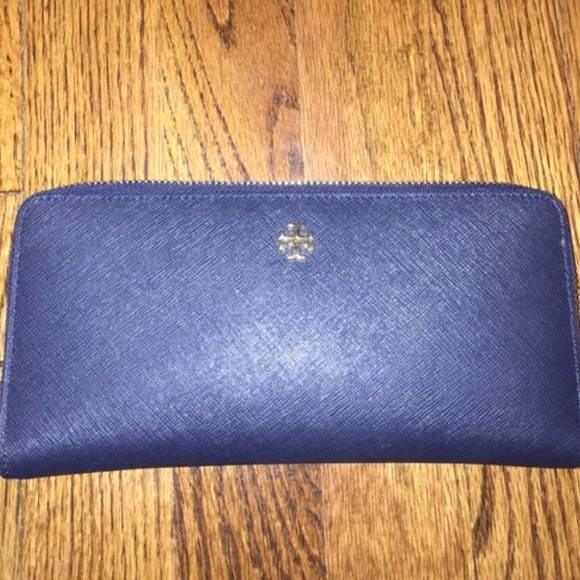 Tory Burch wallet