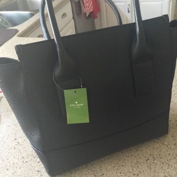 SOLD!! Kate Spade ♠️ Purse - Picture 3 of 4