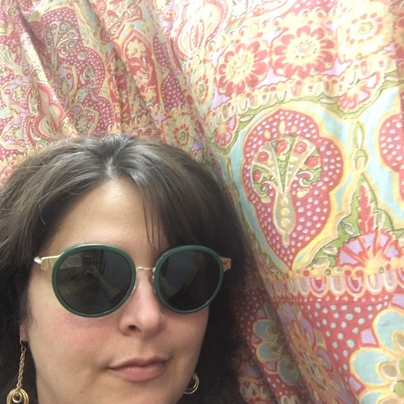 SOLD Elsewhere! Tory Burch Round Sunglasses - Picture 4 of 4