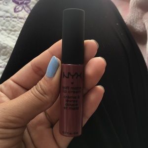 NYX soft matte lip creme