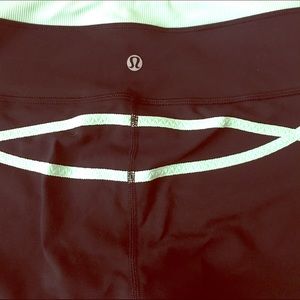 Lulu lemon capris