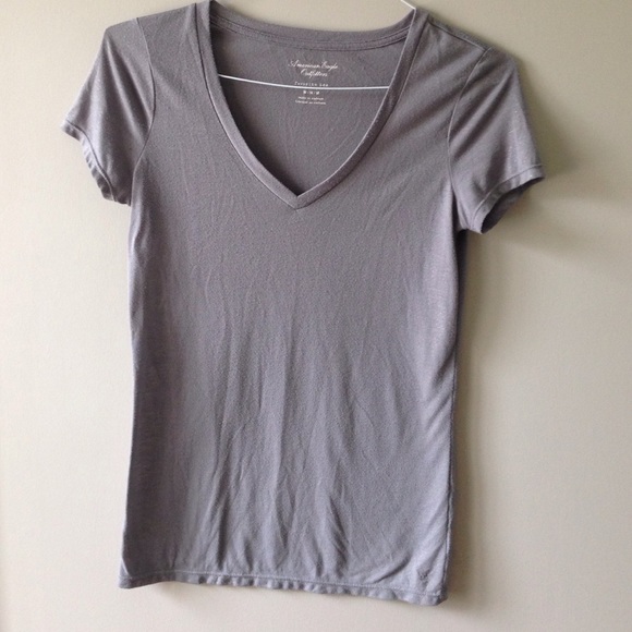 Gray V-neck tee with subtle silver shine - Picture 1 of 3