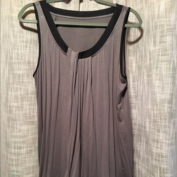 Gray and black tank