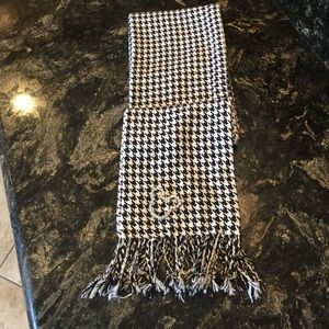 Walt Disney World rhinestone houndstooth scarf