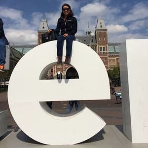 Meet your Posher, Emily