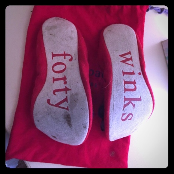 OFFERS Ok! Kate Spade slippers sz8 so pretty!