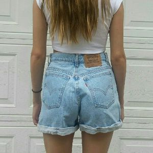 80s/90s Vintage Levi's Denim Mom Shorts