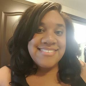 Meet your Posher, Latoya