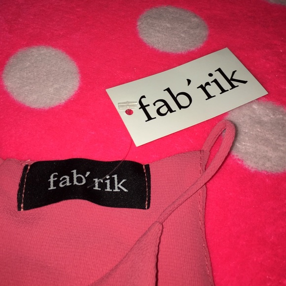 NEW WITH TAGS!! cute coral fab'rik blouse - Picture 2 of 3