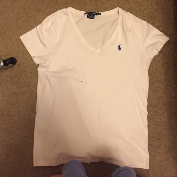 White v neck polo