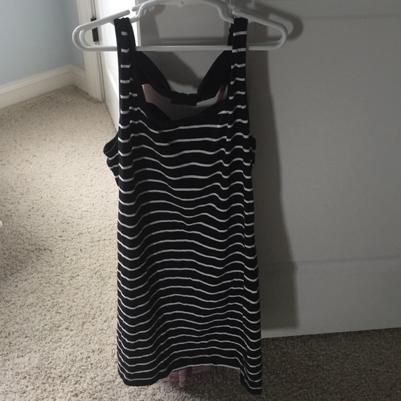 Little black and white dress - Picture 1 of 3