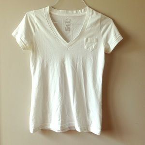White boyfriend tee