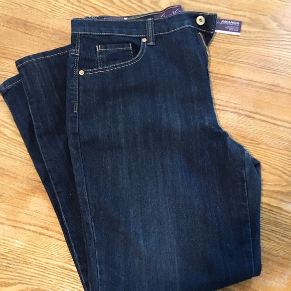 NWT dark stretch denim Amanda jeans