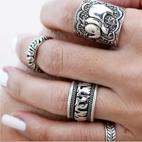 ⭐NEW! 4 Piece Silver Boho Elephant Ring Set