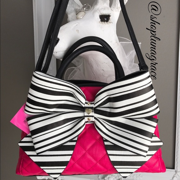 Betsey Johnson Handbags - Betsey Johnson Bow Satchel