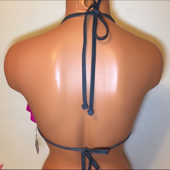 NEW PINK VS FLOUNCE TRIANGLE TOP SWIM - Picture 3 of 4