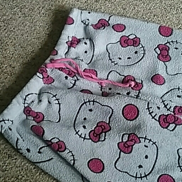 Hello Kitty pajama bottoms - Picture 2 of 4