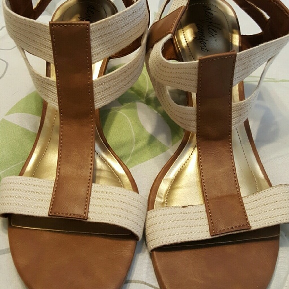 Sandles