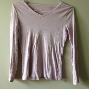 Lilac long sleeve v-neck shirt