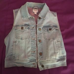 Light wash denim vest