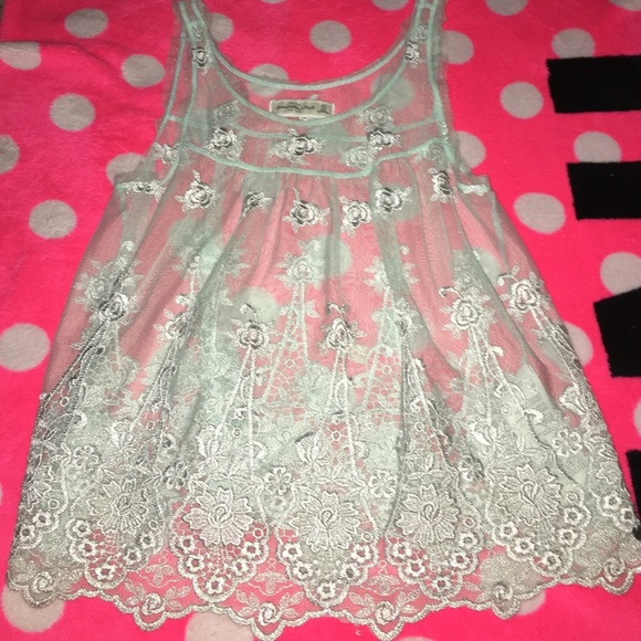 WORN ONCE ABERCOMBIE TANK TOP