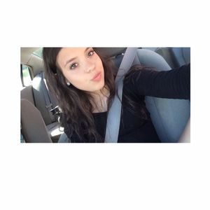 Meet your Posher, Lizbeth