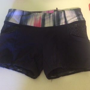 Lululemon booty shorts