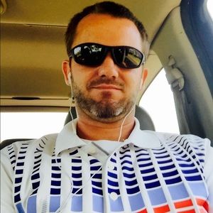 Meet your Posher, Daniel