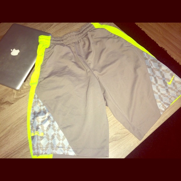 SALE 🎉 Mens Nike Lebron Dri-Fit Shorts