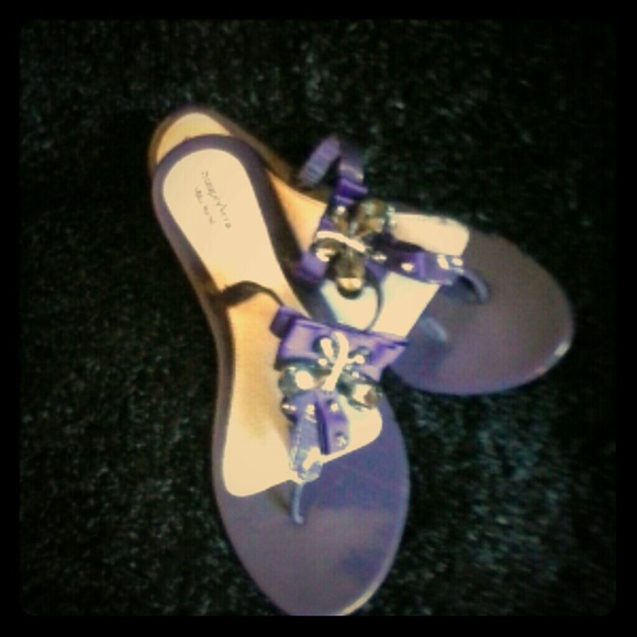 Purple Vera Wang thongs