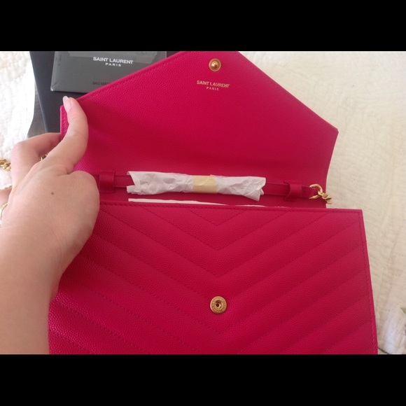 YSL monogram medium wallet on chain - Picture 3 of 4