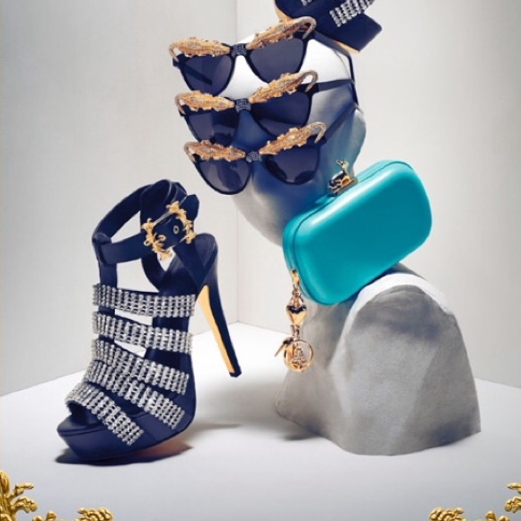 Anna Del Russo x H&M Tiffany Blue Clutch