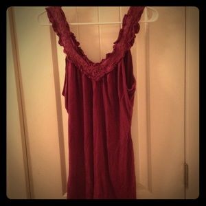 Cute crochet detail tank🌸