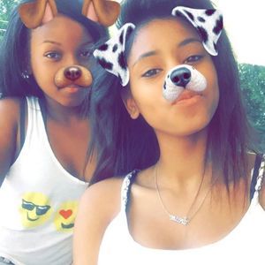 Meet your Posher, Joniqua