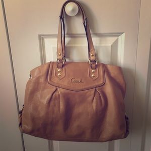 Coach Madison Carry All