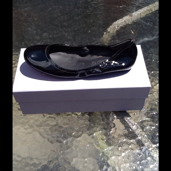 Vera Wang black leather Lillian ballet flats - Picture 2 of 4