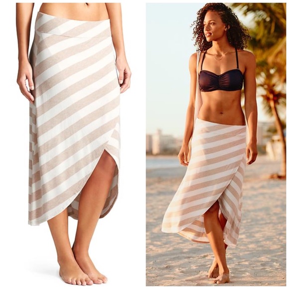 Athleta Dresses & Skirts - NWT Athleta Striped Skirt