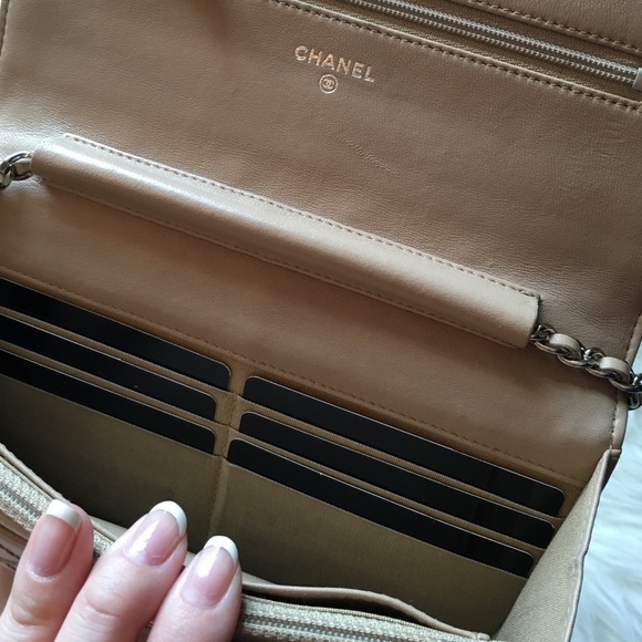 💜SOLD💜 Additional Chanel WOC pictures